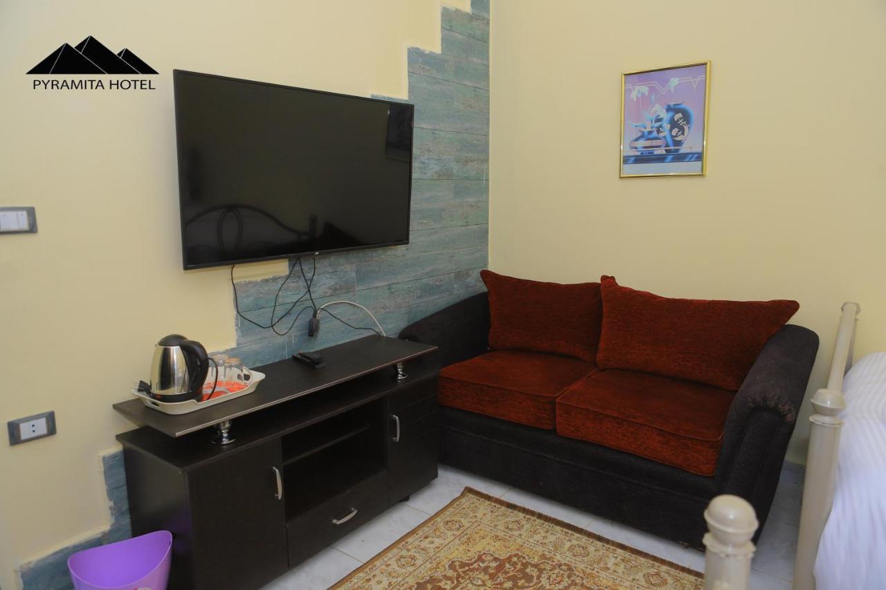 Ghatati Pyramita Hotel מראה חיצוני תמונה