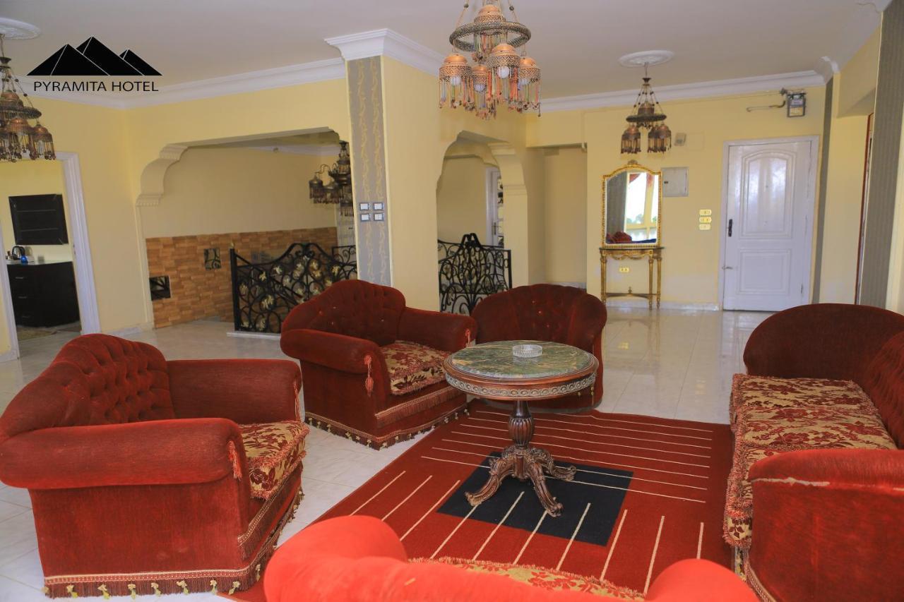 Ghatati Pyramita Hotel מראה חיצוני תמונה