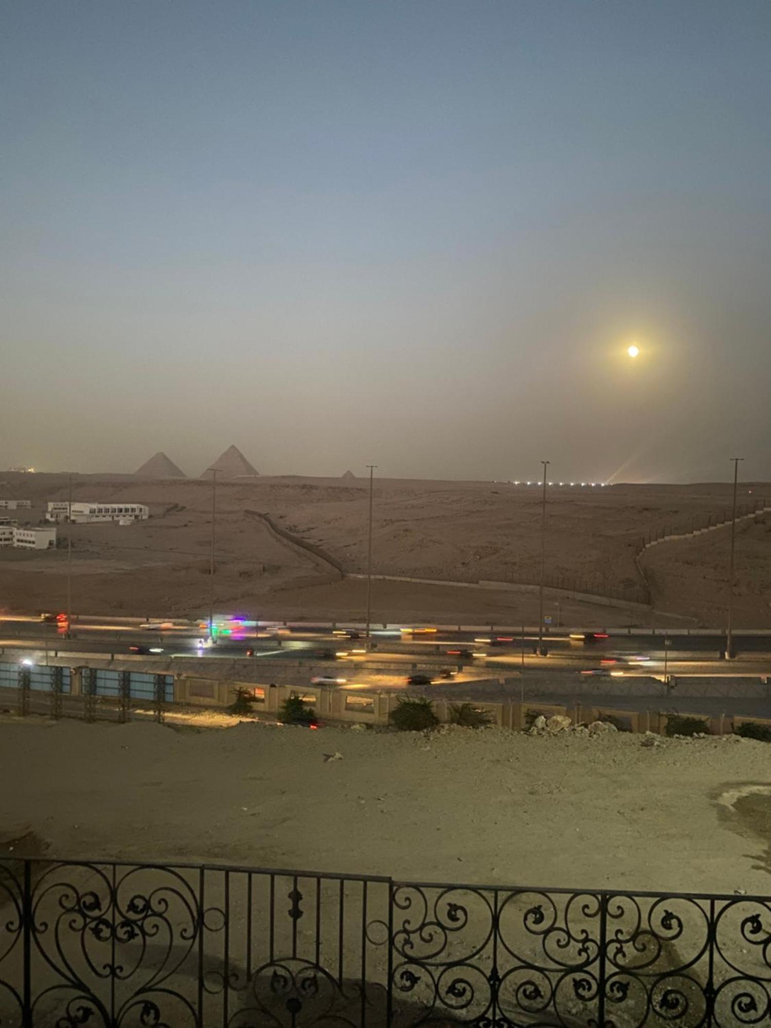 Ghatati Pyramita Hotel מראה חיצוני תמונה