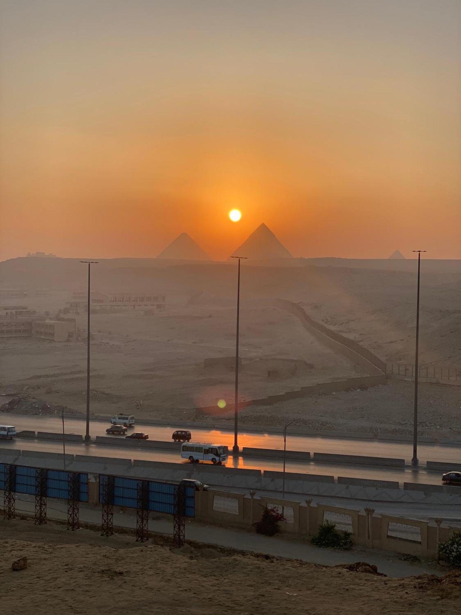 Ghatati Pyramita Hotel מראה חיצוני תמונה